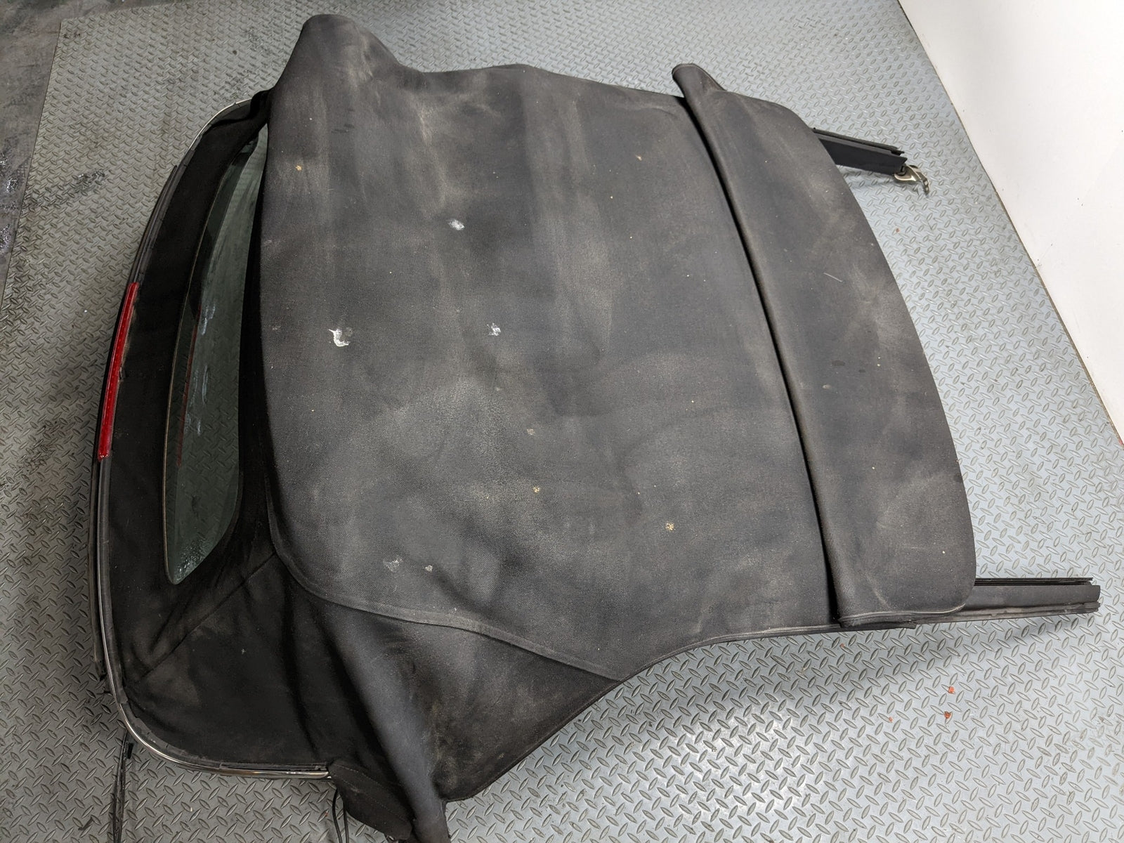 11 - 13 MINI COOPER OEM CONVERTIBLE FOLDING ROOF WITH GLASS ASSEMBLY BLACK CLOTH