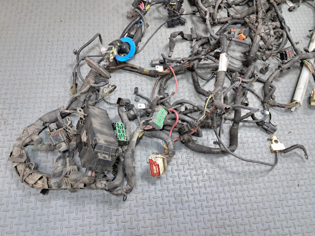 05 - 07 OEM JEEP GRAND CHEROKEE INTERIOR ENGINE WIRE HARNESS CABLE AND CONNECTOR