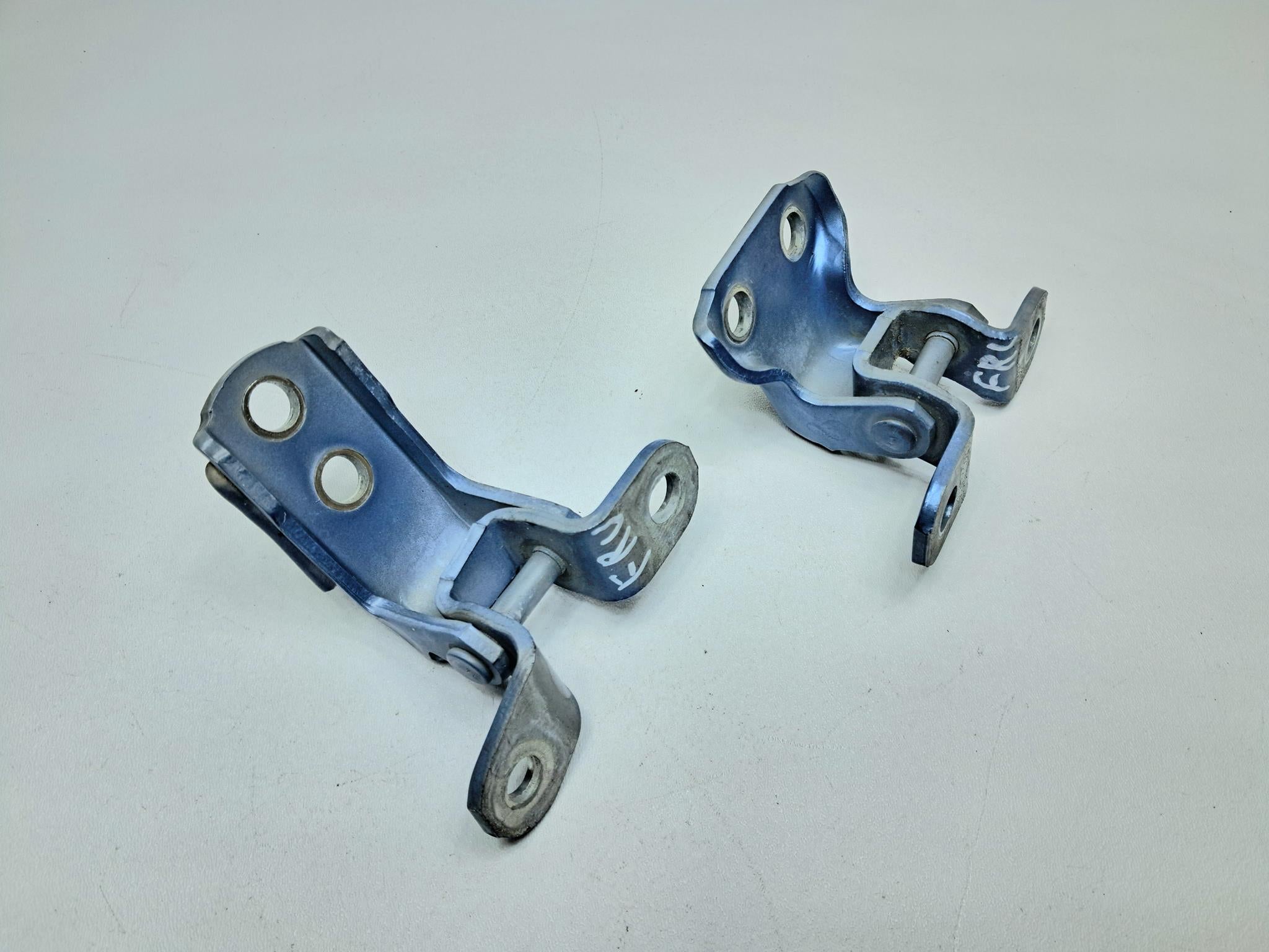 06 - 09 OEM TOYOTA PRIUS FRONT RIGHT PASSENGER SIDE UPPER LOWER DOOR HINGE SET