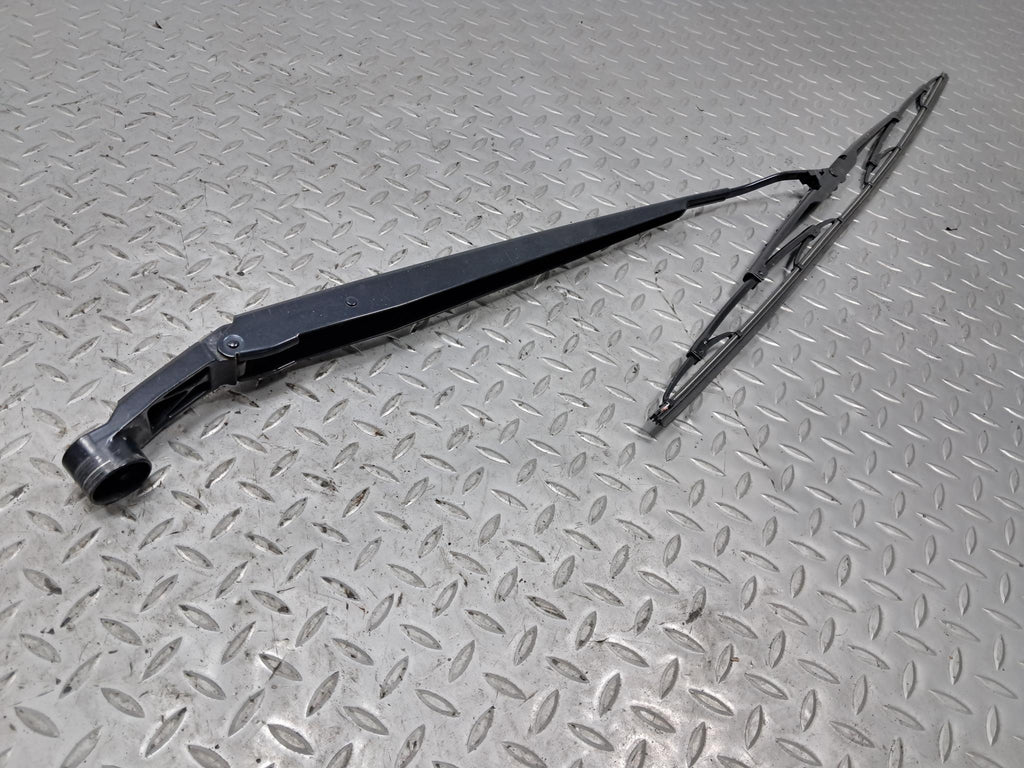 06 - 09 OEM TOYOTA PRIUS REAR TAILGATE WINDSHIELD WASHER WIPER ARM WITH BLADE