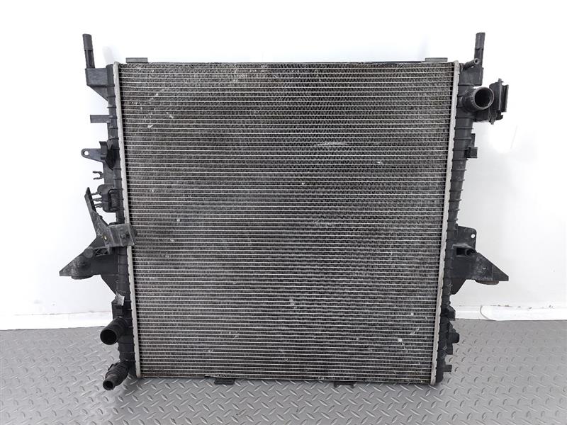 2010 - 2013 OEM LAND ROVER RANGE ROVER SPORT ENGINE COOLANT COOLING RADIATOR