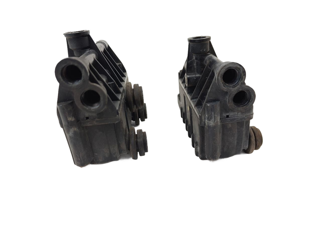 10 - 13 OEM LAND ROVER RANGE ROVER SPORT FRONT AIR SUSPENSION RELIEF VALVE BLOCK