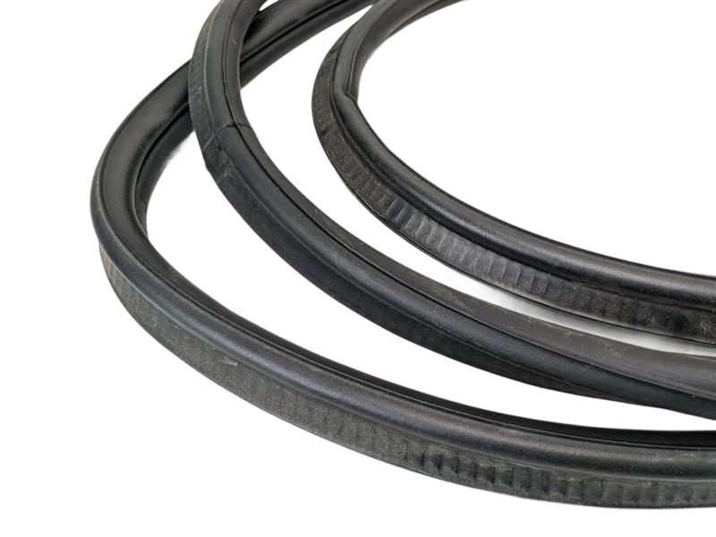 02 - 12 OEM LAND ROVER RANGE ROVER REAR TAILGATE TRUNK LID WEATHERSTRIP RUBBER