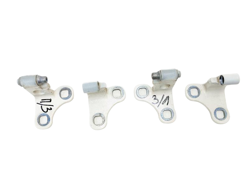 2002 - 2012 OEM LAND ROVER RANGE ROVER REAR LEFT AND RIGHT SIDE DOOR HINGE SET