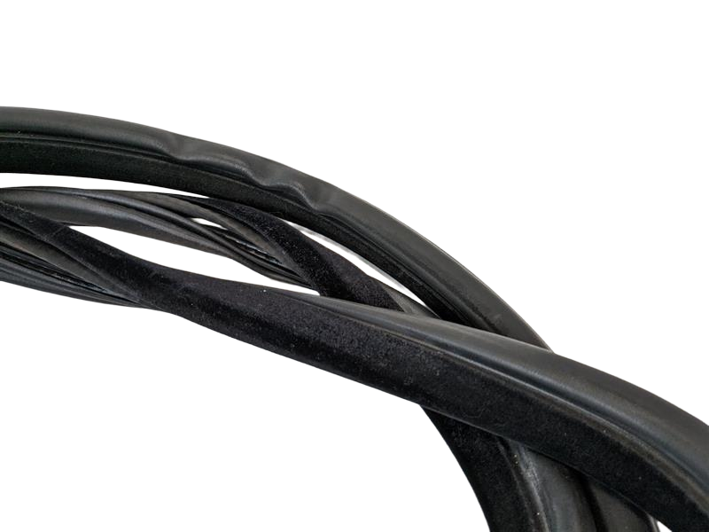 06 - 12 OEM LR RANGE ROVER SPORT REAR RIGHT SIDE DOOR SEAL WEATHERSTRIP RUBBER