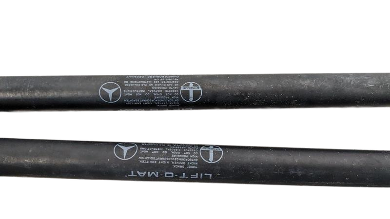 06 - 09 OEM MERCEDES-BENZ E350 LEFT AND RIGHT HOOD LIFT SUPPORT SHOCK STRUT