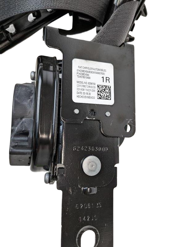 2020 - 2023 OEM DODGE CHARGER SRT 392 FRONT RIGHT PASSENGER SIDE SEATBELT BELT