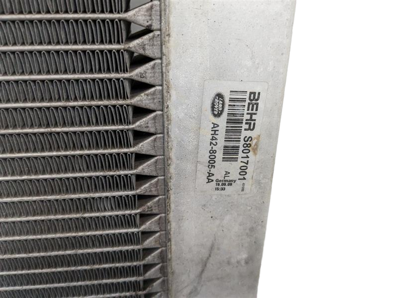 2010 - 2013 OEM LAND ROVER RANGE ROVER ENGINE COOLING RADIATOR