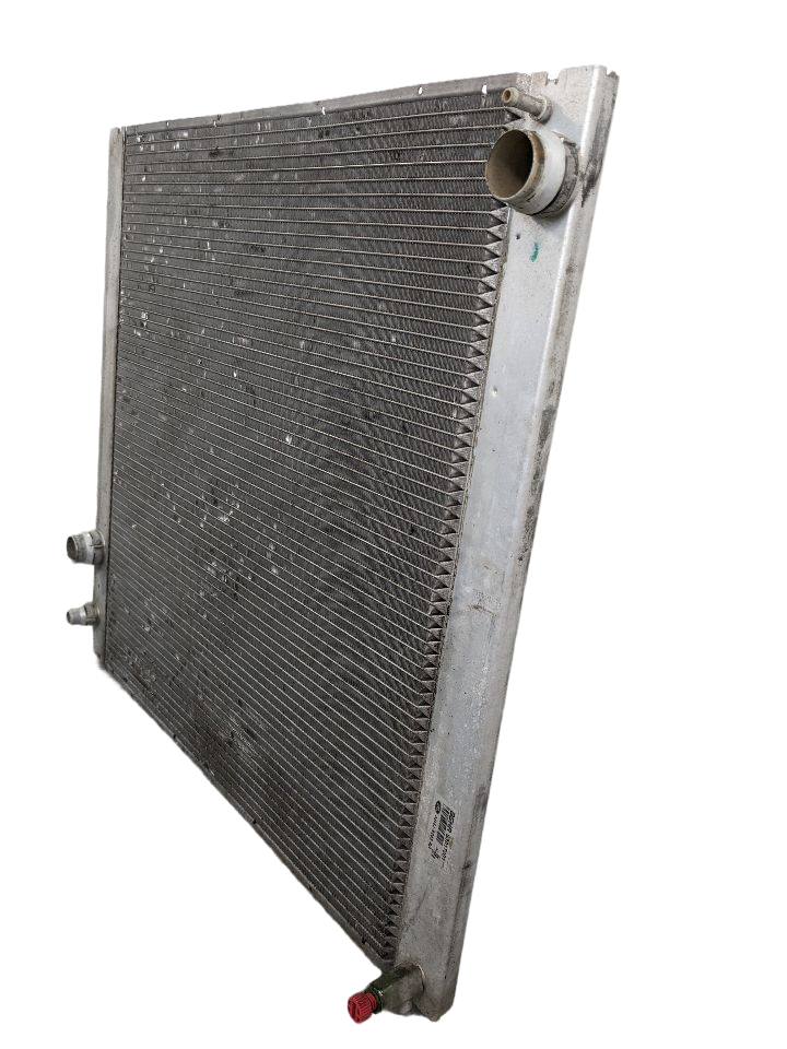 2010 - 2013 OEM LAND ROVER RANGE ROVER ENGINE COOLING RADIATOR