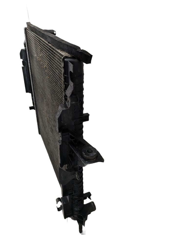 2010 - 2013 OEM LAND ROVER RANGE ROVER SPORT ENGINE COOLING RADIATOR
