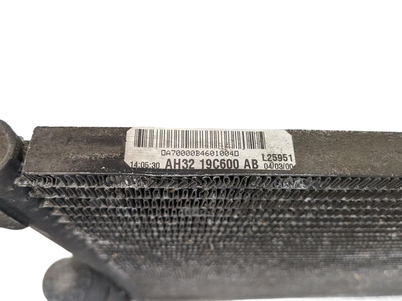 10 - 13 OEM LAND ROVER RANGE ROVER SPORT AC AIR CONDITIONING CONDENSER RADIATOR