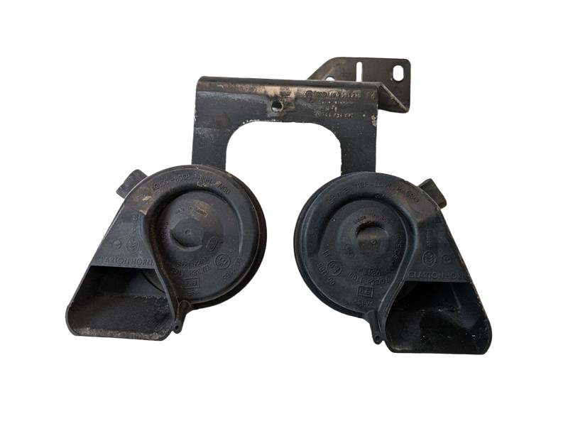 2004 - 2011 OEM AUDI A6 FRONT RIGHT AND LEFT HIGH NOTE HORN SIGNAL SET