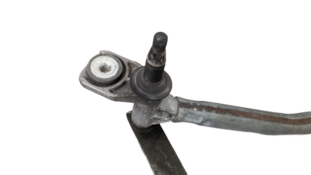 2004 - 2011 OEM AUDI A6 WINDSHIELD WIPER TRANSMISSION LINKAGE