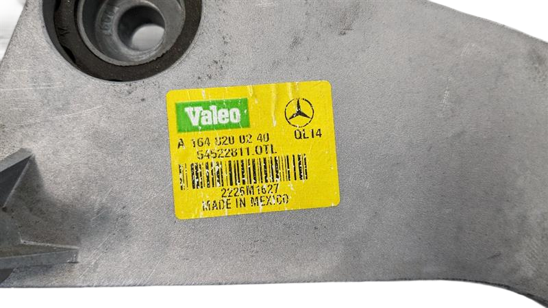 2008 - 2012 OEM MERCEDES-BENZ GL550 WINDSHIELD WIPER TRANSMISSION LINKAGE