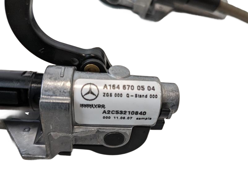 08 - 12 OEM MERCEDES-BENZ GL550 REAR LEFT AND RIGHT SIDE QUARTER WINDOW MOTOR