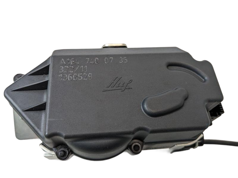 2008 - 2012 OEM MERCEDES-BENZ GL550 REAR TRUNK TAILGATE LOCK ACTUATOR