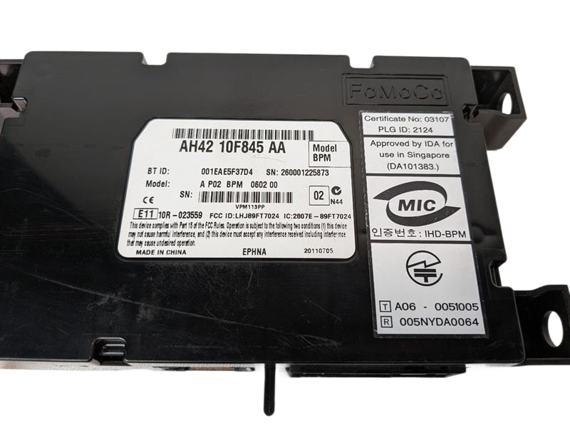 10 - 13 OEM LAND ROVER RANGE ROVER SPORT BLUETOOTH COMMUNICATION CONTROL MODULE