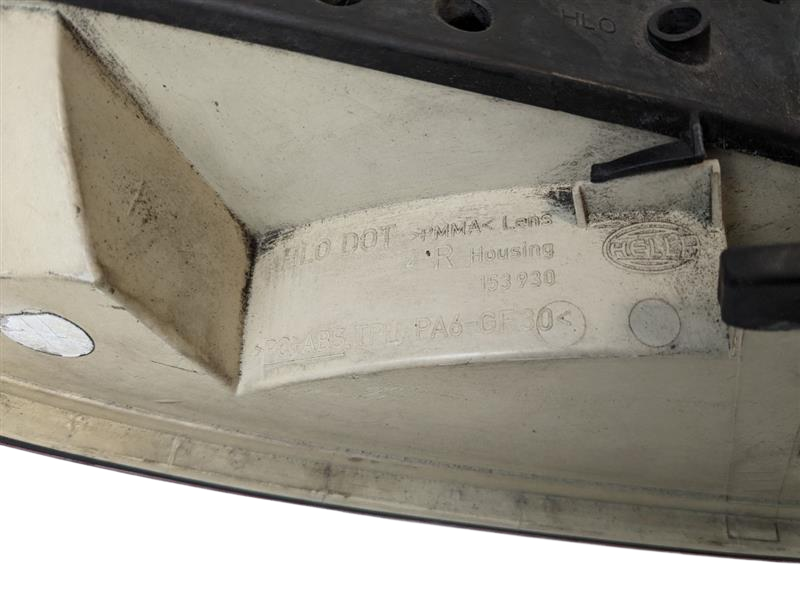 2001 - 2005 OEM AUDI A4 REAR LEFT DRIVER SIDE TAIL LAMP ASSEMBLY