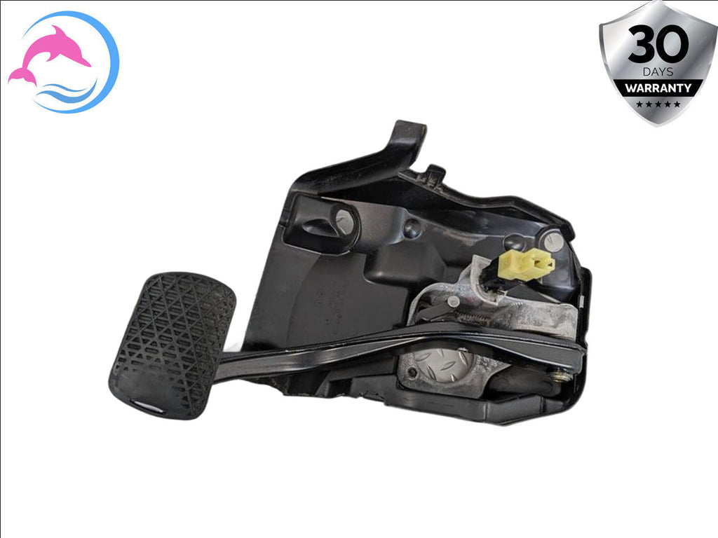 2006 - 2009 OEM MERCEDES-BENZ E350 EMERGENCY FOOT PARKING BRAKE PEDAL