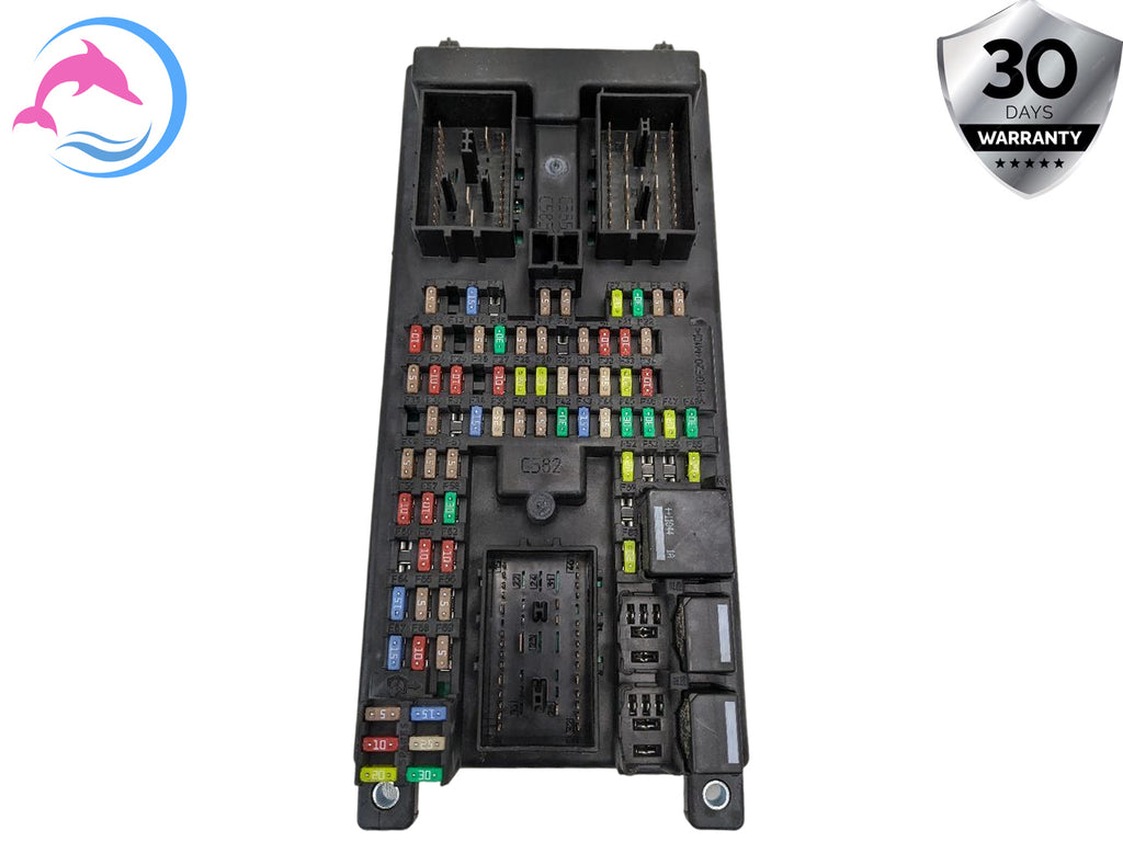 2002 - 2012 OEM LAND ROVER RANGE ROVER FRONT UNDER DASH RELAY FUSE BOX