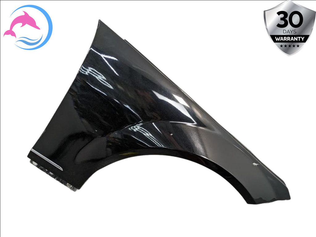 2008 - 2014 OEM MERCEDES-BENZ C300 FRONT RIGHT PASSENGER SIDE FENDER PANEL COVER