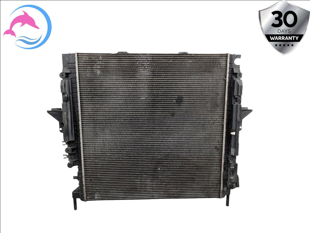 10 - 13 OEM LAND ROVER RANGE ROVER SPORT ENGINE WATER COOLING RADIATOR ASSEMBLY