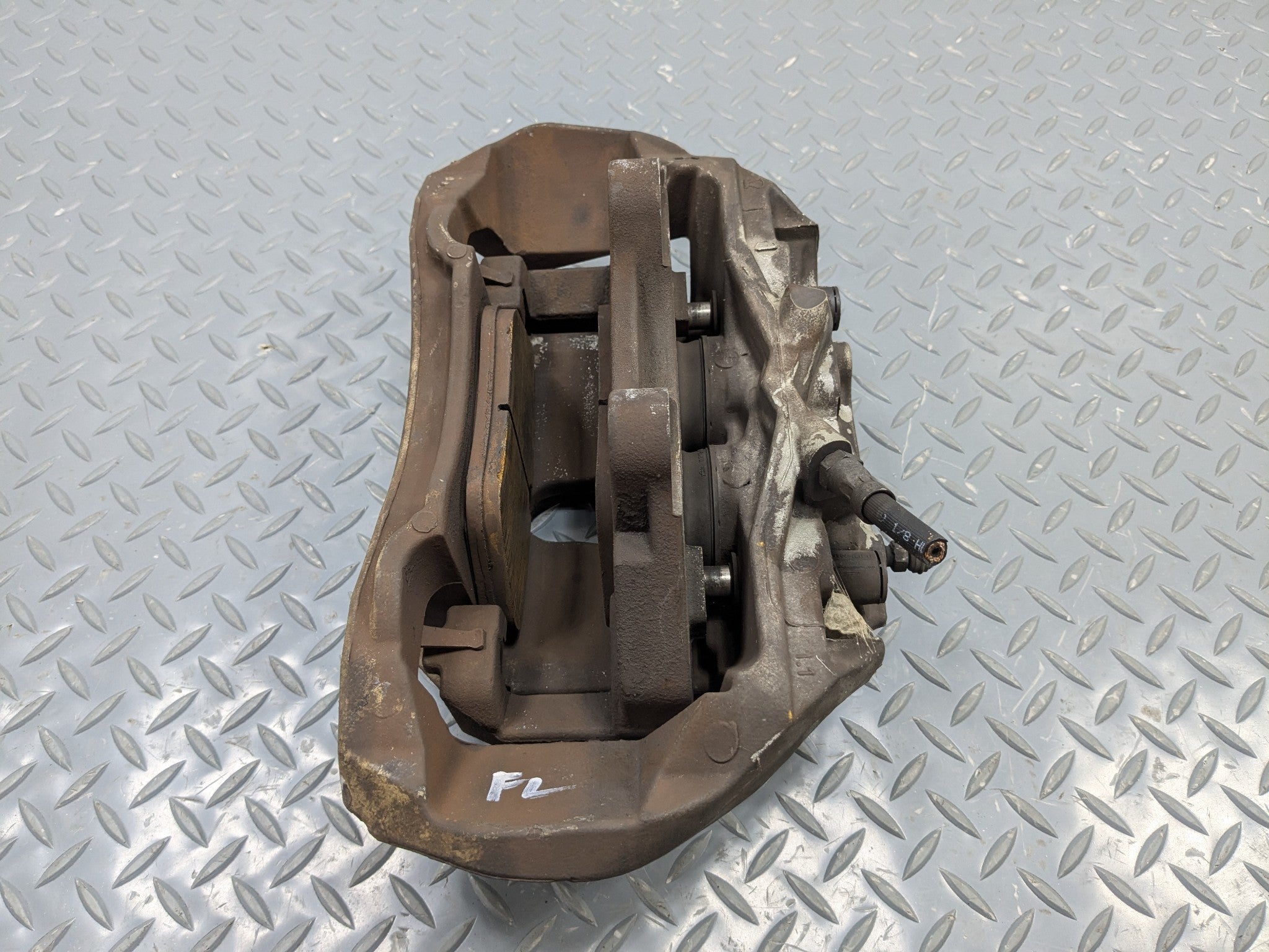 2009 - 2011 OEM MERCEDES-BENZ ML63 FRONT LEFT DRIVER SIDE BRAKE CALIPER