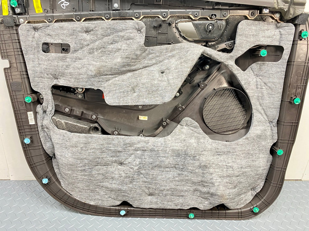 2013 - 2019 OEM HYUNDAI SANTA FE FRONT RIGHT PASSENGER SIDE DOOR TRIM PANEL