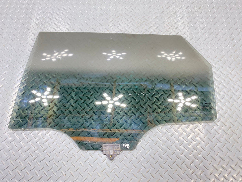 2013 - 2019 OEM HYUNDAI SANTA FE REAR LEFT DRIVER SIDE DOOR WINDOW GLASS