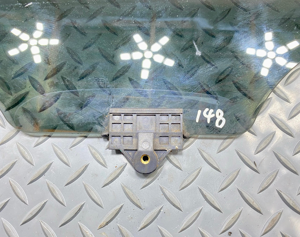 2013 - 2019 OEM HYUNDAI SANTA FE REAR LEFT DRIVER SIDE DOOR WINDOW GLASS