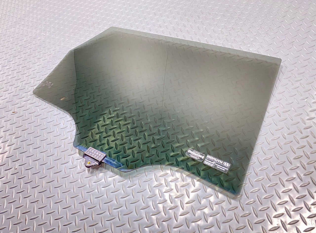 2013 - 2019 OEM HYUNDAI SANTA FE REAR LEFT DRIVER SIDE DOOR WINDOW GLASS