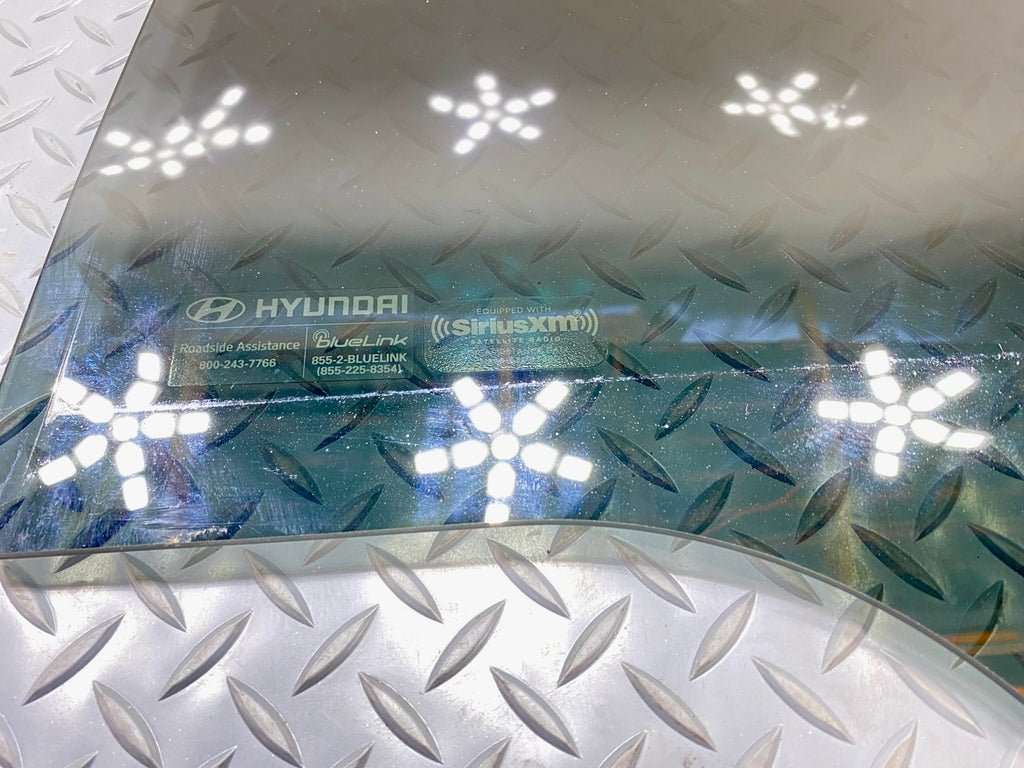 2013 - 2019 OEM HYUNDAI SANTA FE REAR LEFT DRIVER SIDE DOOR WINDOW GLASS