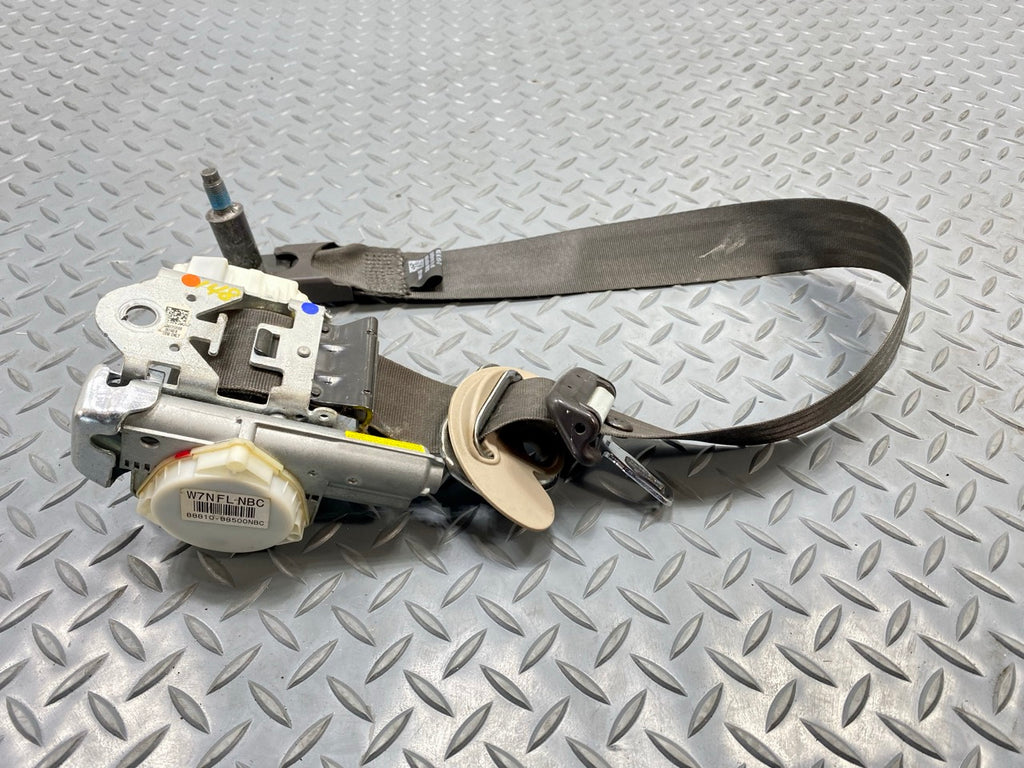 2013 - 2019 OEM HYUNDAI SANTA FE FRONT LEFT DRIVER SIDE SEAT BELT RETRACTOR