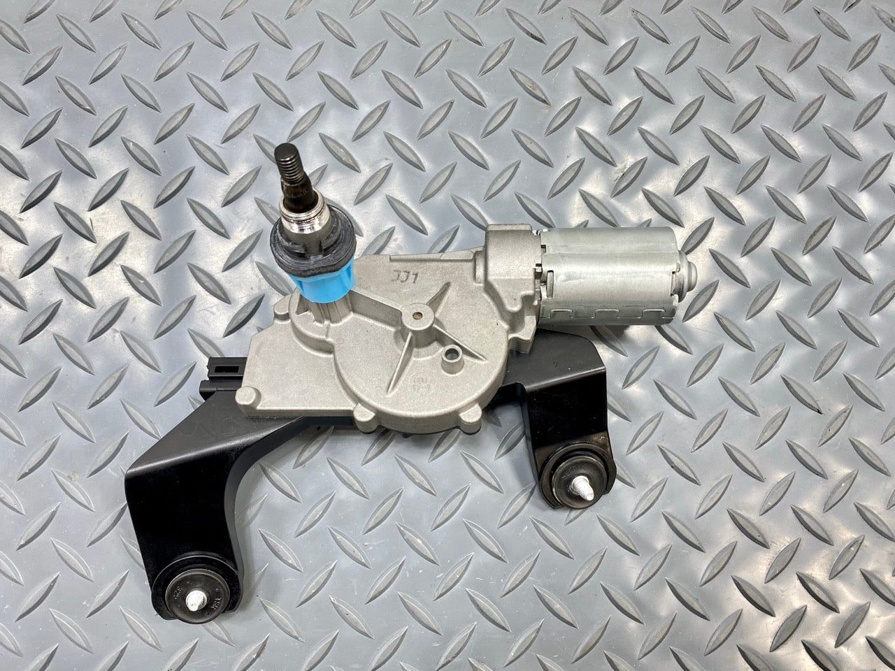 2013 - 2019 OEM HYUNDAI SANTA FE REAR WINDSHIELD WIPER MOTOR