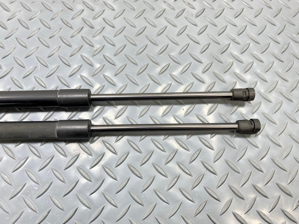 13 - 19 OEM HYUNDAI SANTA FE LEFT AND RIGHT HATCH LIFT SUPPORT STRUT ASSEMBLY