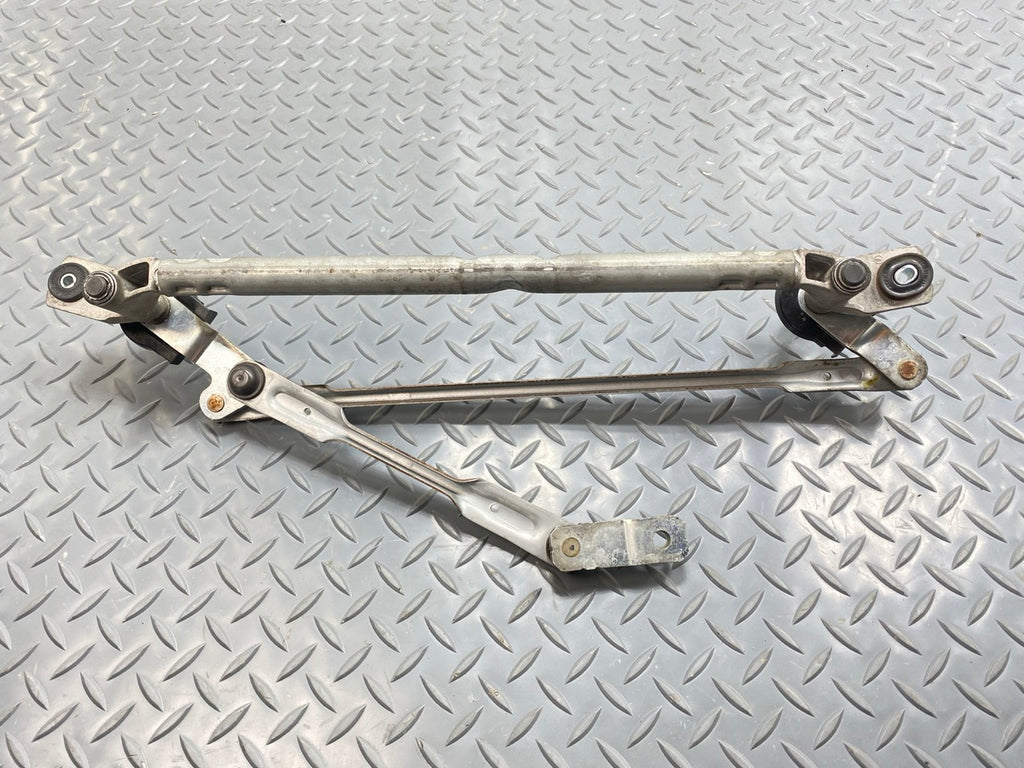 2013 - 2019 OEM HYUNDAI SANTA FE FRONT WINDSHIELD WIPER TRANSMISSION LINKAGE