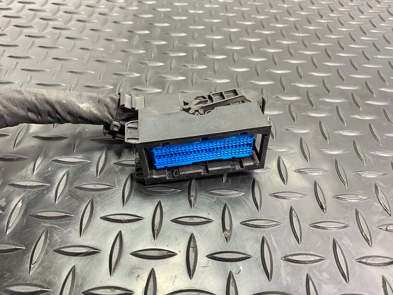 2013 - 2019 OEM HYUNDAI SANTA FE ENGINE CONTROL WIRE HARNESS