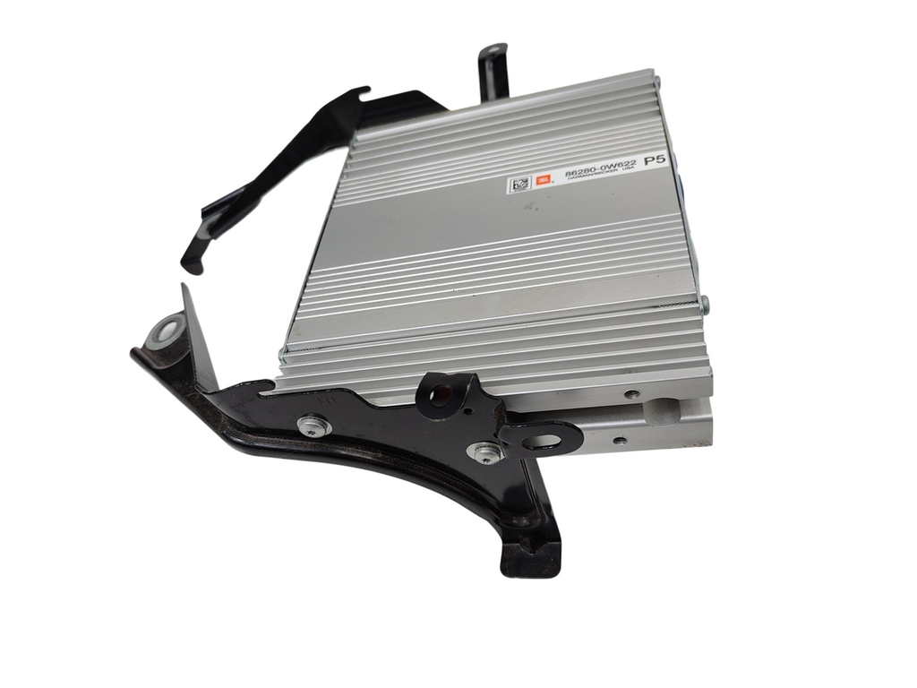 2009 - 2015 OEM TOYOTA PRIUS RADIO AUDIO STEREO AMPLIFIER