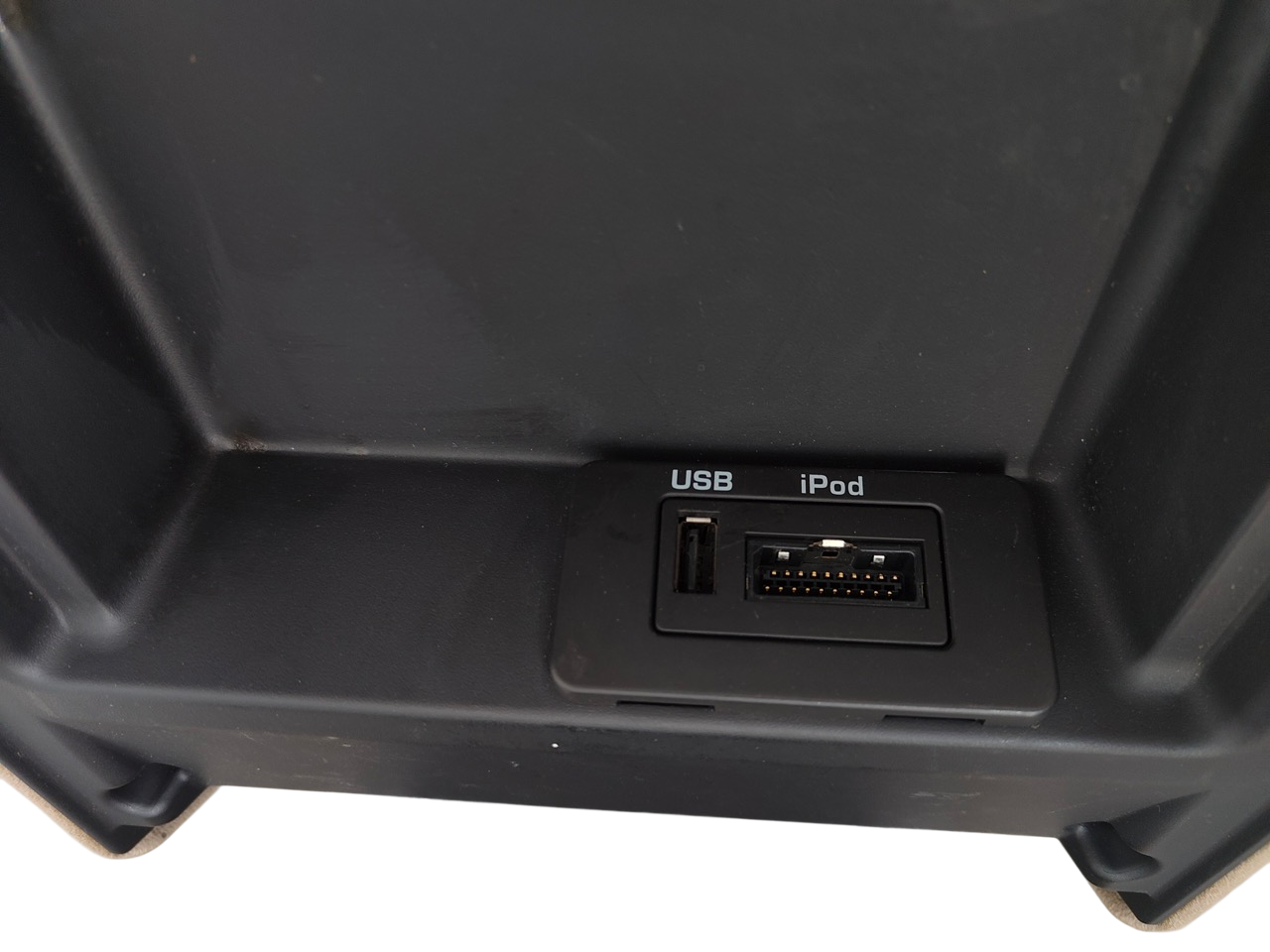 2010 - 2013 OEM LAND ROVER RANGE ROVER SPORT CENTRE CONSOLE ARMREST