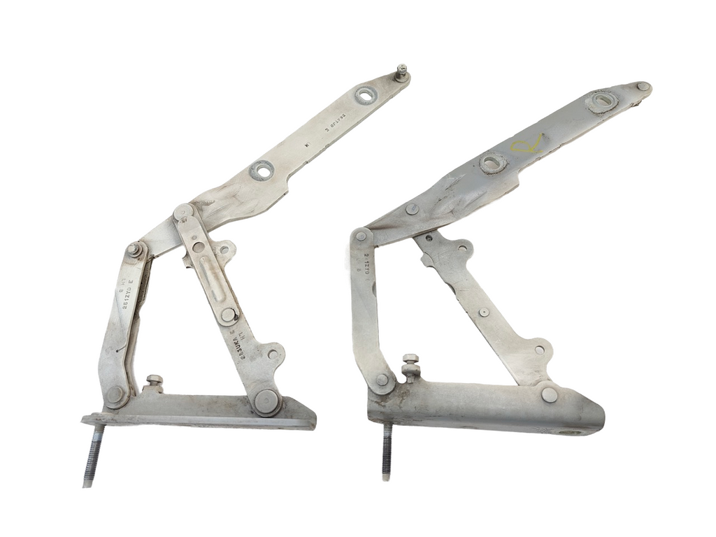 2010 - 2013 OEM LAND ROVER RANGE ROVER SPORT HOOD HINGE SET