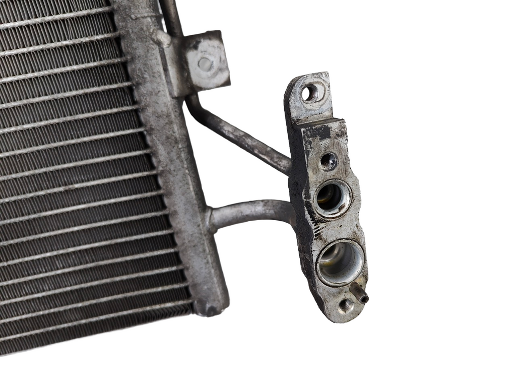 2010 - 2013 OEM LAND ROVER RANGE ROVER SPORT AC CONDENSER RADIATOR