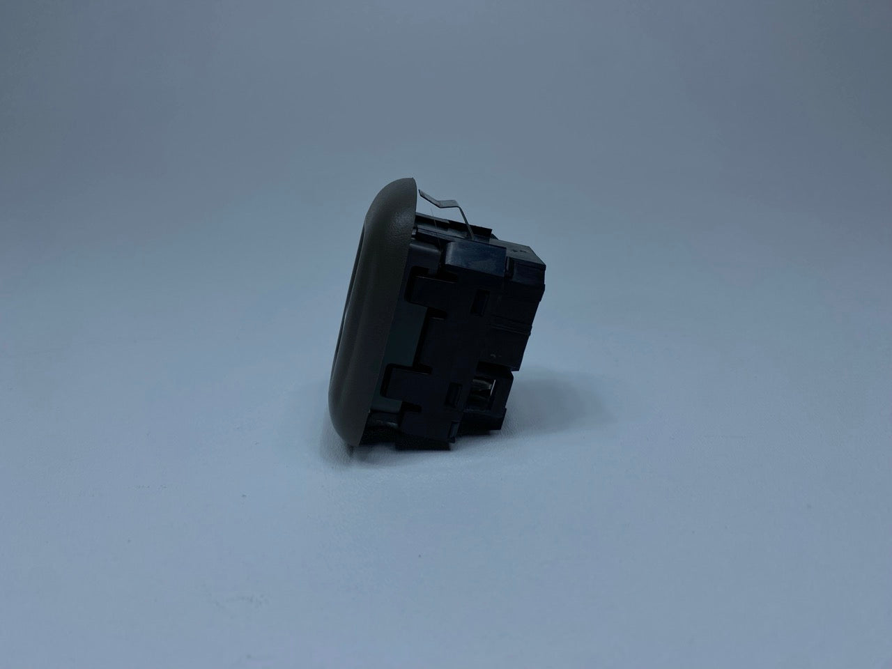 02 - 09 OEM CHEVROLET TRAILBLAZER REAR RIGHT PASSENGER SIDE POWER WINDOW SWITCH