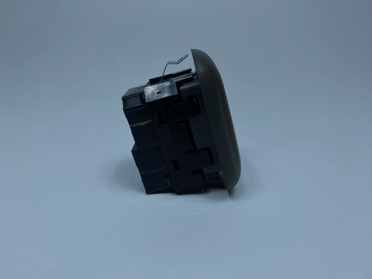 02 - 09 OEM CHEVROLET TRAILBLAZER REAR LEFT DRIVER SIDE POWER WINDOW SWITCH