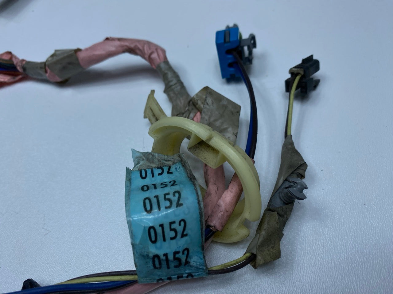 02 - 09 OEM CHEVROLET TRAILBLAZER REAR RIGHT PASSENGER SIDE DOOR WIRE HARNESS