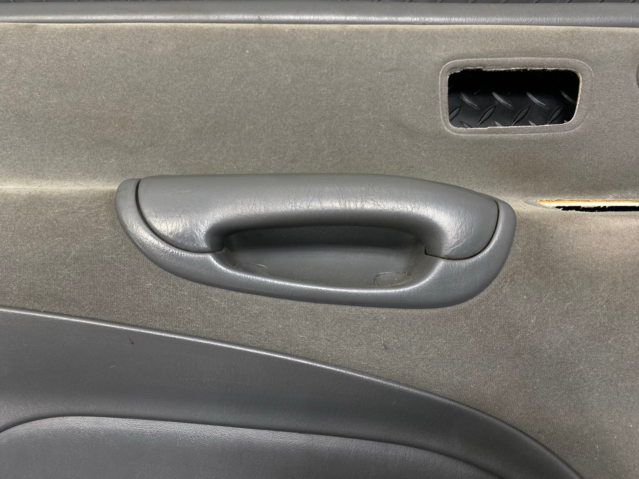 05 - 06 OEM TOYOTA TUNDRA FRONT LEFT DRIVER SIDE INTERIOR DOOR TRIM PANEL SILVER