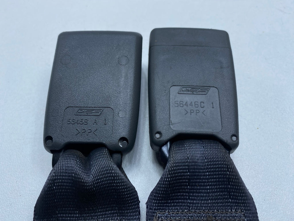 05 - 06 OEM TOYOTA TUNDRA REAR LEFT DRIVER SIDE SEAT BELT RETRACTOR WITH BUCKLE
