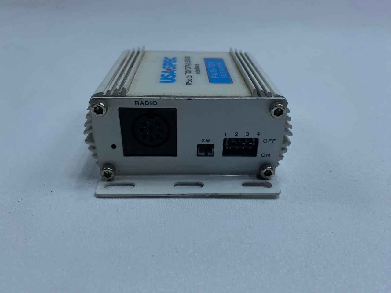 2005 - 2006 OEM TOYOTA TUNDRA IPOD AUXILIARY AUDIO RADIO NAVIGATION ADAPTER