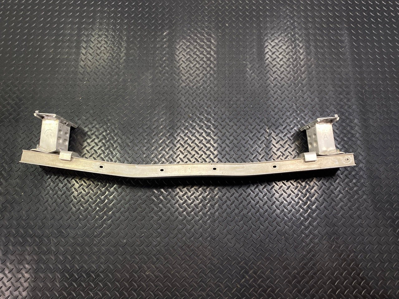 10 - 15 OEM TOYOTA PRIUS FRONT BUMPER REINFORCEMENT IMPACT BAR REBAR ASSEMBLY