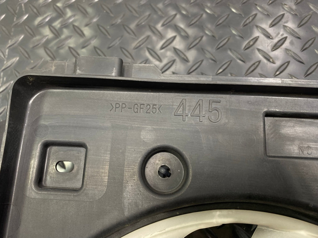 10 - 15 OEM TOYOTA PRIUS ENGINE RADIATOR COOLING MOTOR FAN WITH SHROUD ASSEMBLY