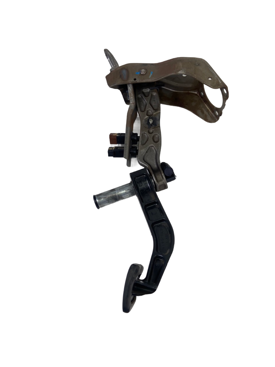 2005 - 2015 OEM NISSAN ARMADA BRAKE PEDAL ASSEMBLY WITH BRACKET